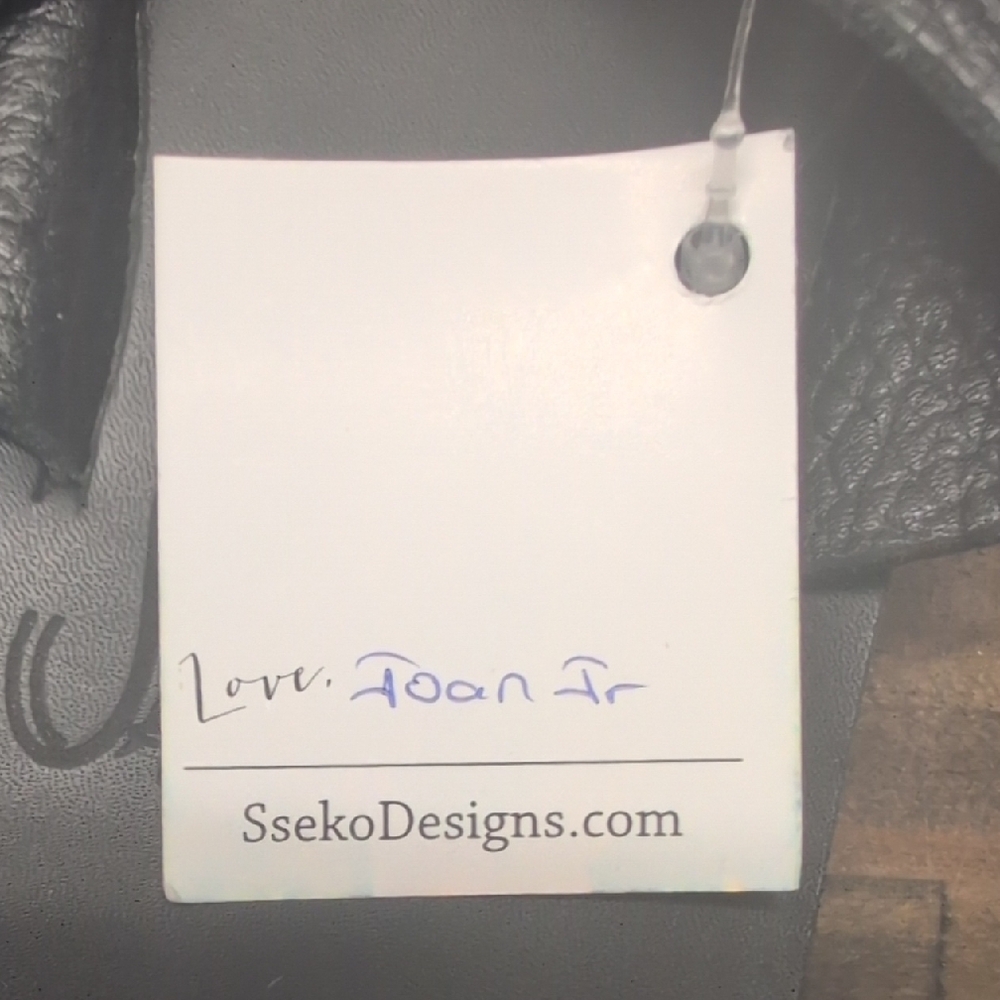 Sseko Designs Black Crossover Leather Slide Sandals Size 8 New In Box - Picture 4 of 10